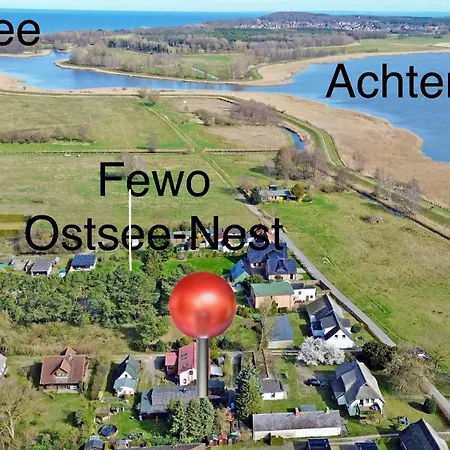 Ostsee-nest Am Wasser Kleines Ferienhaeuschen Am Achterwasser, 800m * Zempin