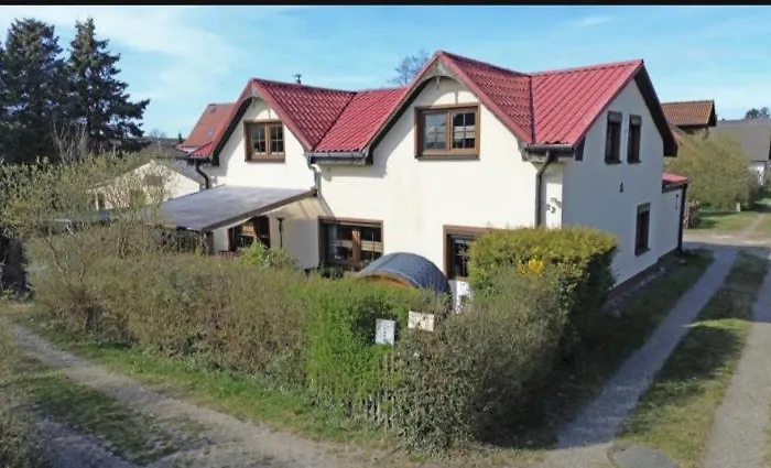 شقة Ostsee-nest, Sonnige Am Achterwasser, 800m Zum
